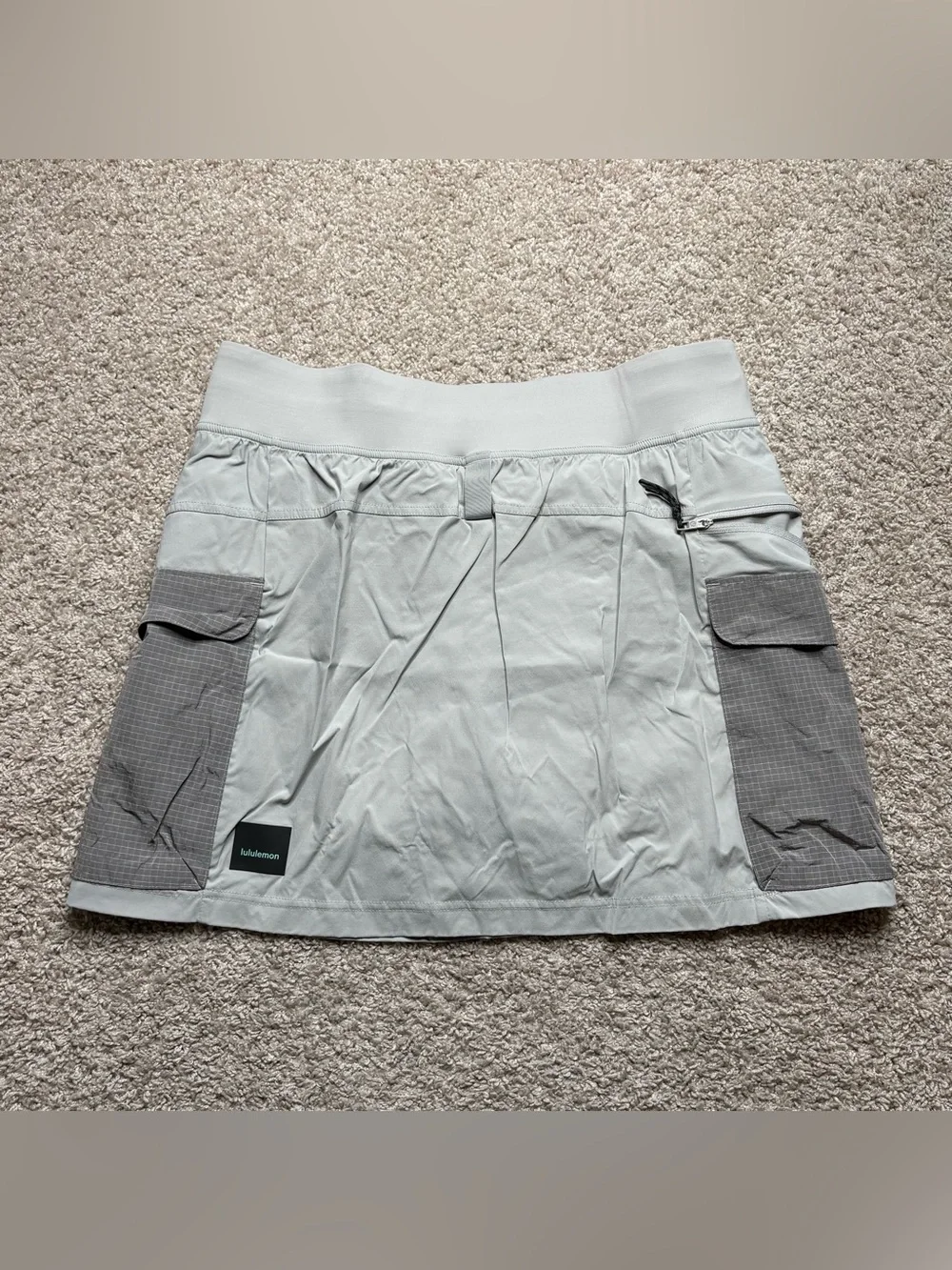 lululemon athletica Light Gray Athletic Skort with Dark Gray Accents